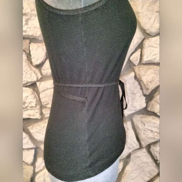 Tie Wrap Top - Picture 4 of 14